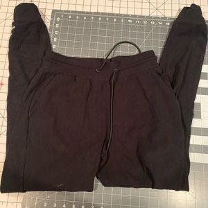 Alphalete Black Premium Joggers